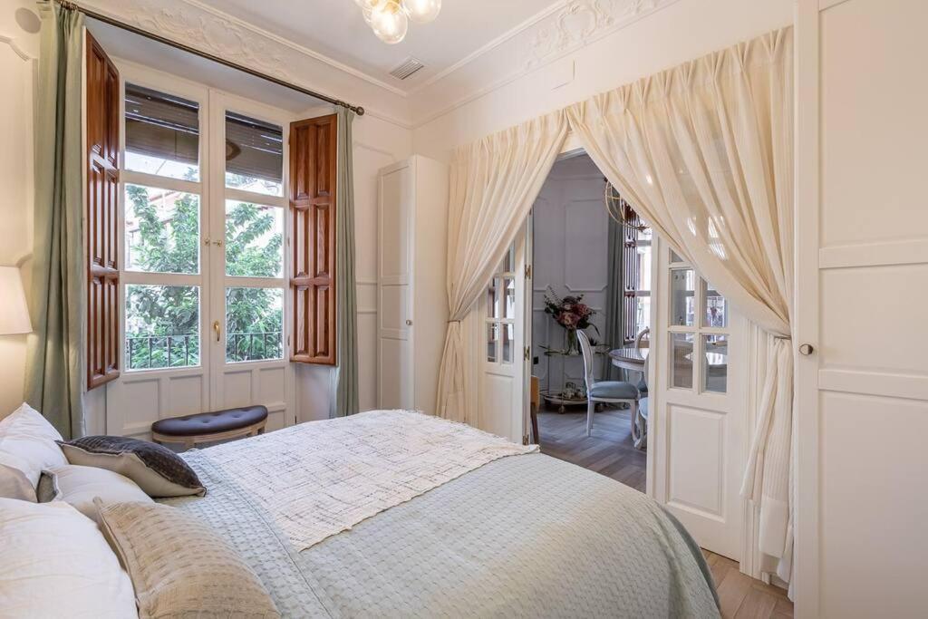 Ch Elvira Luxury Apartment Granada Esterno foto