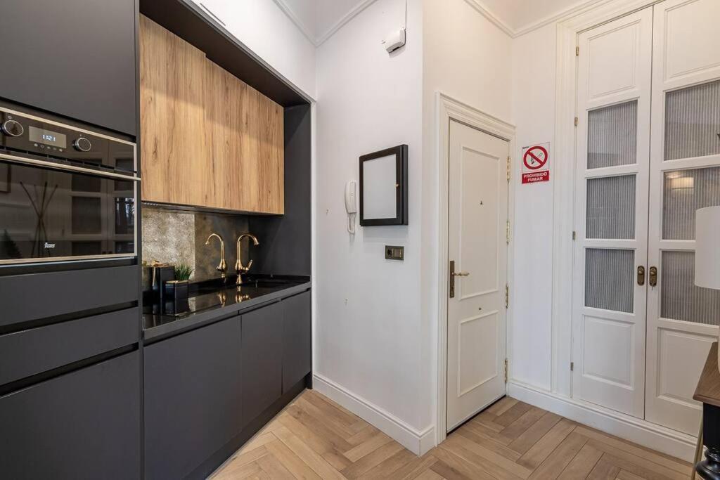 Ch Elvira Luxury Apartment Granada Esterno foto